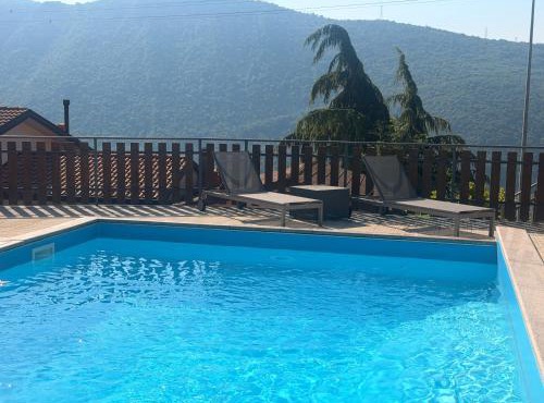 Montira-Lago&Monti