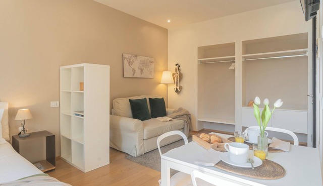 MT Studio 2 - Studio Apartment, Sleeps 2