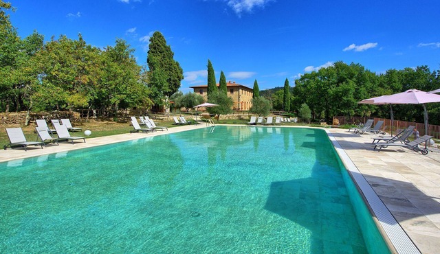 Mulignone 6 - Apartment with pool in Molino D'elsa