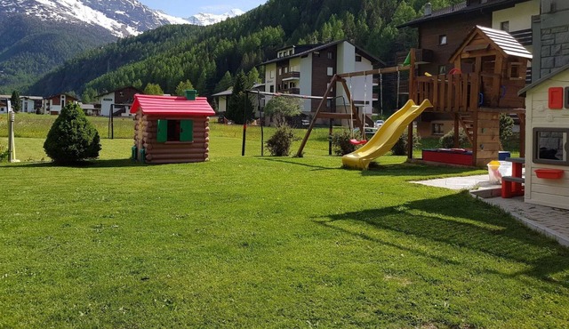 Nice apartment for 4 people with WIFI, TV, balcony and parking