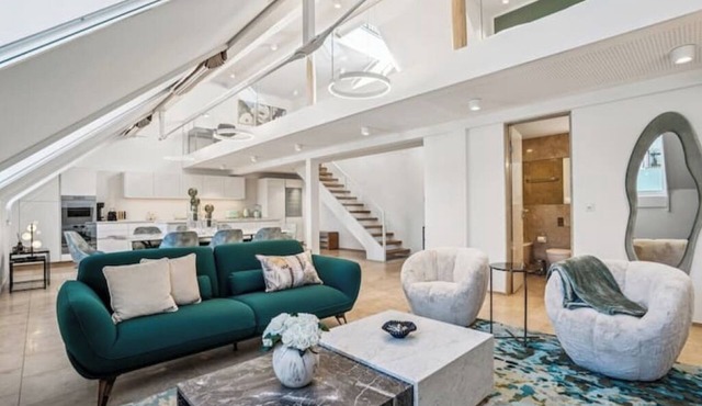 Old Town Penthouse | 360° Views | Rooftop Terrace