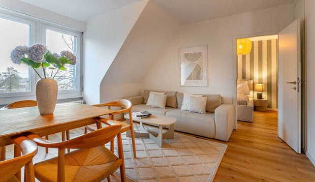 Premium 3-BR with city views · Unterstrass