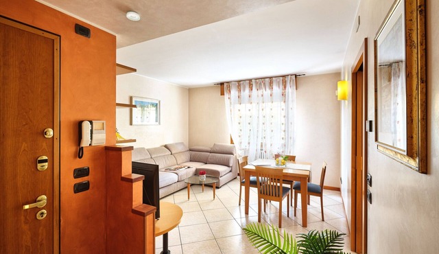 Regarda - La Casa di Fido, 3 bedrooms, 2 bathrooms, fenced garden