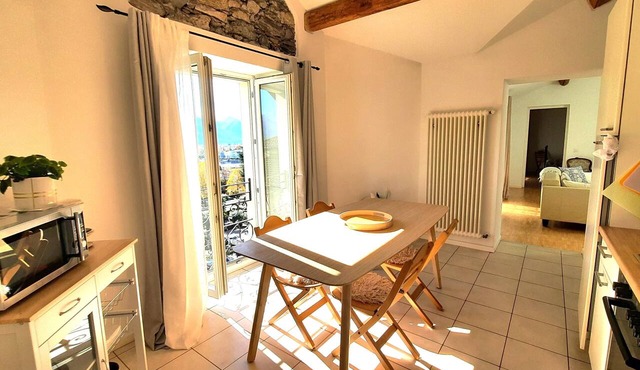 Relax in San Crispino, your Swiss garden retreat