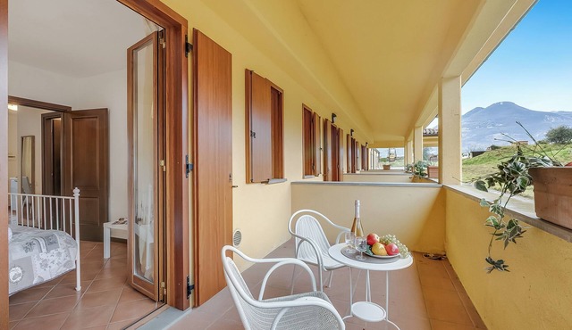 Residence La Perla - Apt 35, Monte Isola, Italy