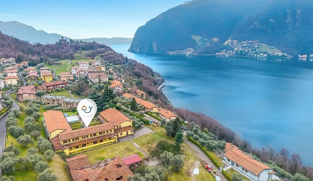 Residence La Perla - Apt 19, Monte Isola, Italy