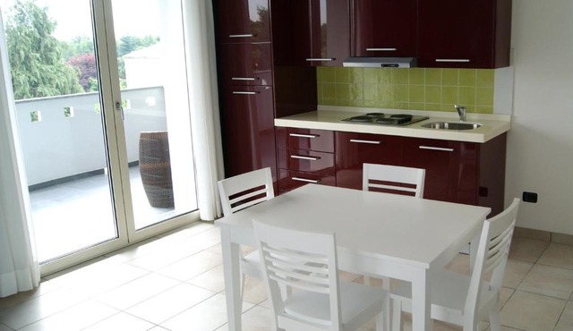 Residence Malpensa GUEST HOUSE - walk from free airport shuttle