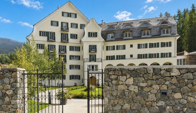 Residenza Alpenrose 24 – Bright flat with lake views & prime location