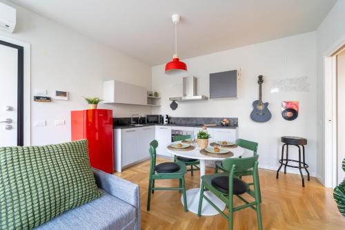 Savona Design Modern Flat - Frattini M4 & Navigli in Milan