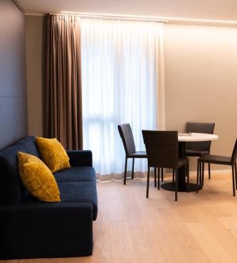 SELF CHECK IN Arbed Living Apartments Arbedo Castione