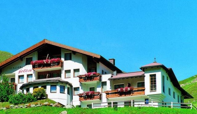 Soliva Hotel & Apartments by MEIN SAMNAUN – MOUNTAIN HOMES, (Samnaun-Compatsch) by Interhome