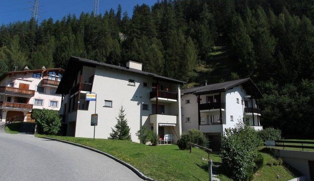 Soras 16 Reeves Appartement/Fewo, Bad, WC, 2 Schlafräume by Interhome