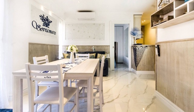 Sovramare - Corallo - Two Bedroom Apartment, Sleeps 4 in Francavilla al Mare