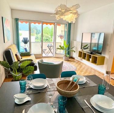 Spacious Apartment for Families and Small Groups!