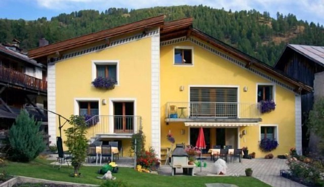 Spacious holiday home for 6 people