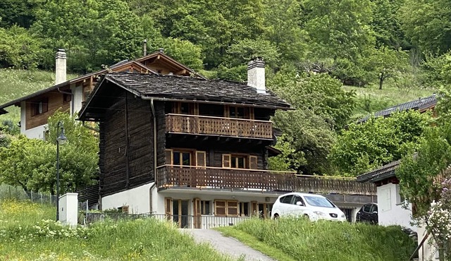 Studio in beautiful Swiss Alps, 5 mins from lifts