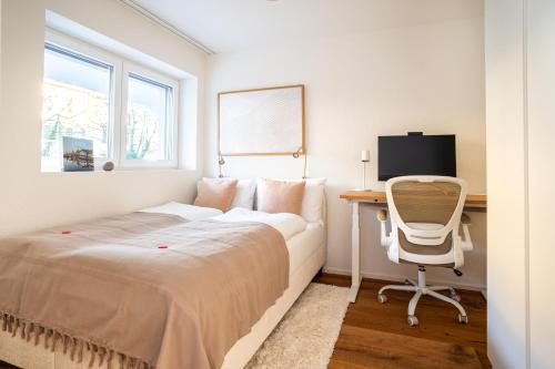SwissVida Business Apartments Zurich Airport, Free Parking & Workspace