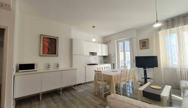 three-room apartment 5 minutes from Central Station and Gae Aulenti for vacation and work