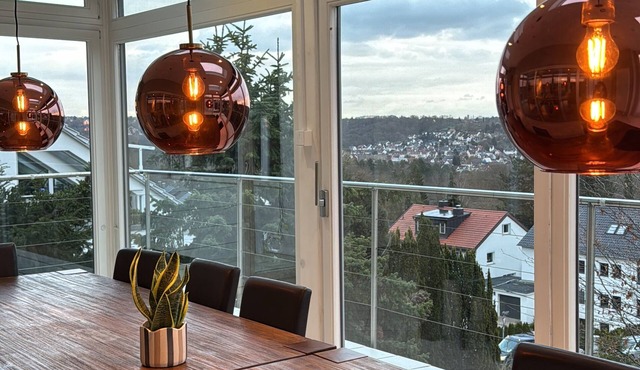Top location: Spacious and sunny villa overlooking Stuttgart in Stuttgart