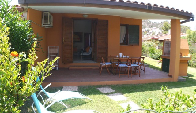 Two doubles 300 meters from the sea. Air-conditioned. Pets allowed. in Costa Rei