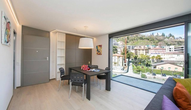 Urban Apartment Paradiso with Balcony and Parking, Paradiso (Lugano), Switzerland