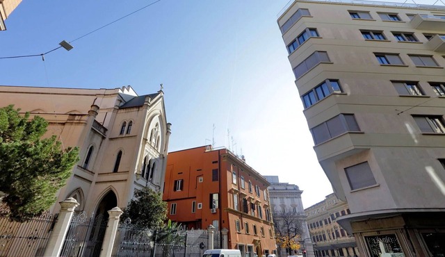 Vacation Home in Rome with 1 bedrooms sleeps 4