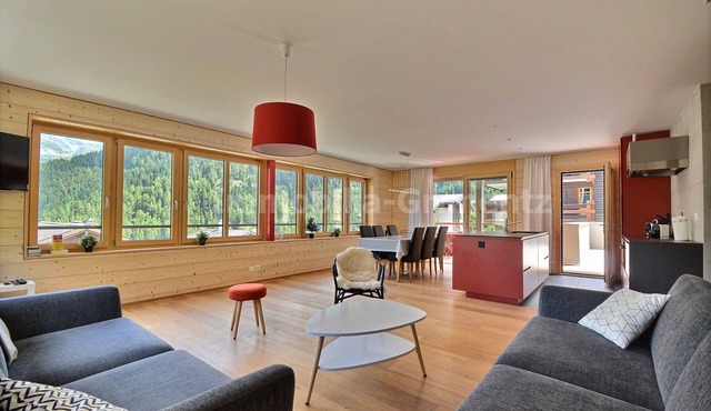Very comfortable flat for 6 people, living room, kitchen area with dishwasher, 1 double bedroom, 1 2