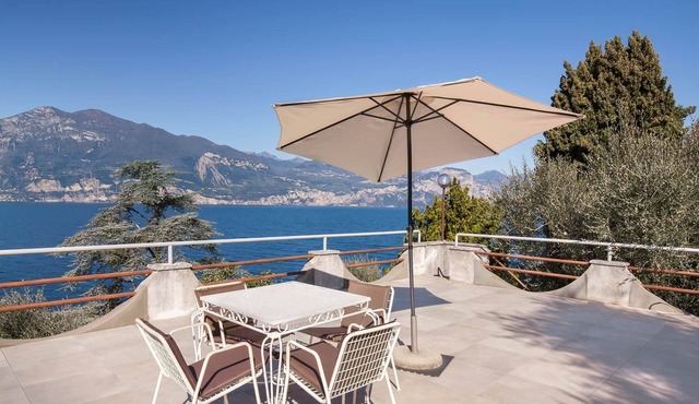 Villa Cesarina-Total lake view in Brenzone sul Garda