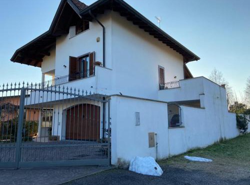 Villa Dina in Olgiate Olona