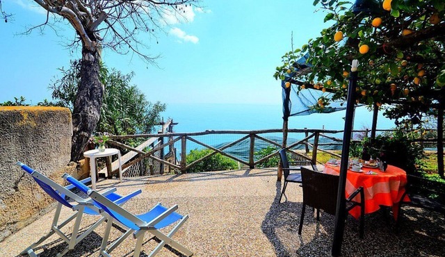 Villa Sirana: A characteristic and welcoming two-story independent house which faces the sun and the sea, with Free WI-FI. in Praiano
