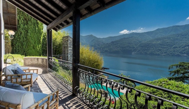 Villa Visina - Four Bedroom Villa, Sleeps 8