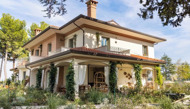 Villa Yeppa | on the hills of San Clemente, and a few km from the Adriatic Sea in Emilia-Romagna