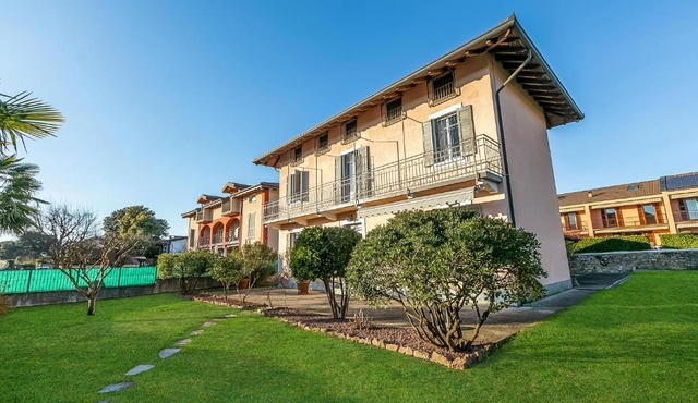 Villino Maria Private Garden & Relax near Lake Maggiore - Happy Rentals