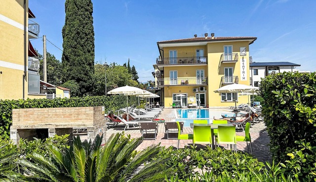 Wohnung im Zentrum von Bardolino by Interhome