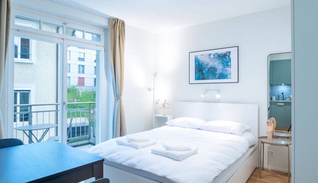 ZH Fibula 1 - Riesbach HITrental Apartments