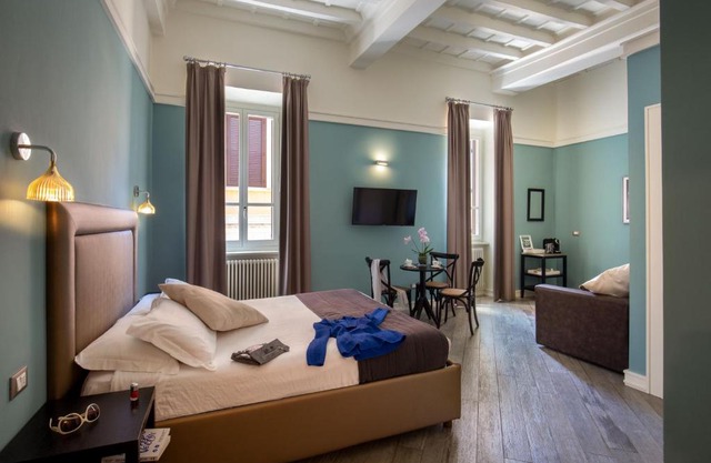 My Trevi Charming & Luxury Rooms