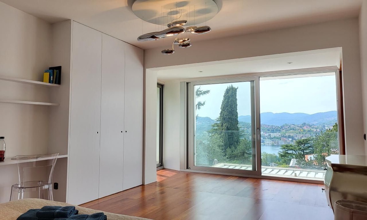 Lugano Apartment | View of the Bay of Lugano