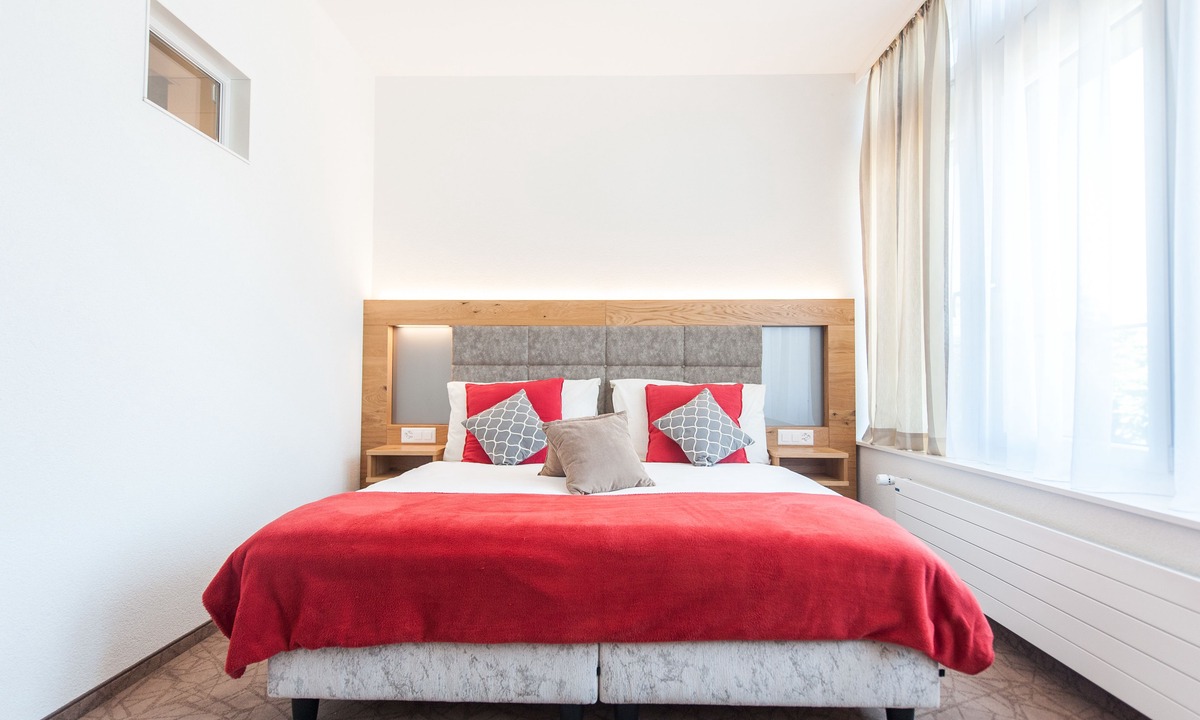 Marly Hotel | Hotel Restaurant L'Acacia