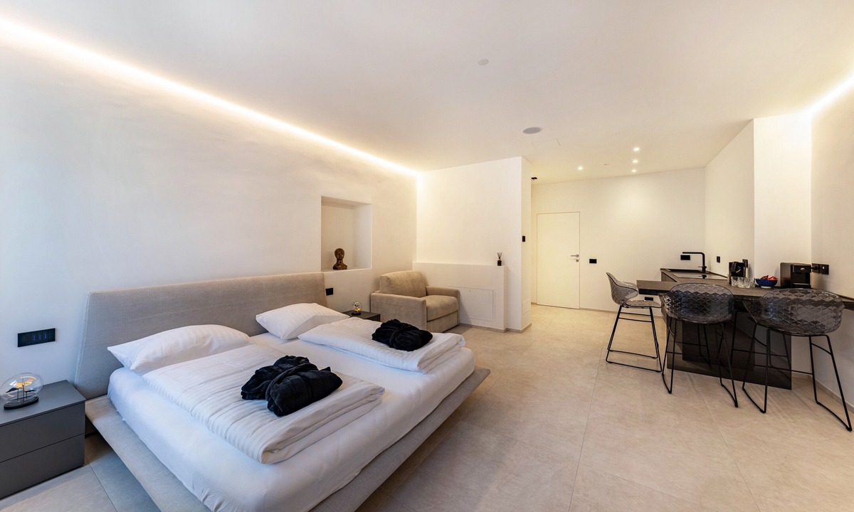 Old Town Apartment | Apartment 'App 203 Palazzo Cavour' with Mountain View, Wi-Fi and Air Conditioning