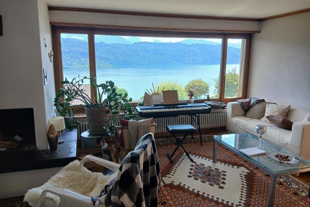 Schmerikon House | Zimmer mit Panoramablick auf den Zürichsee mit eigenes Bad und Terassenzugang