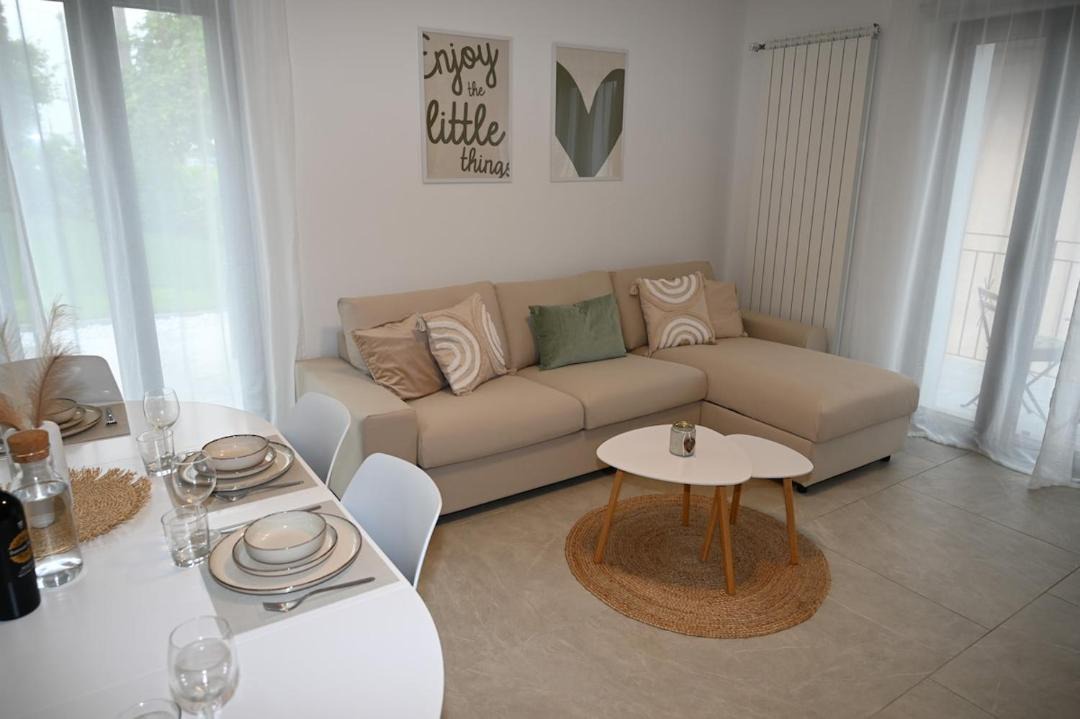 Gordola Apartment | Vacanza immersa nella pace tra Locarno & Valle Verzasca