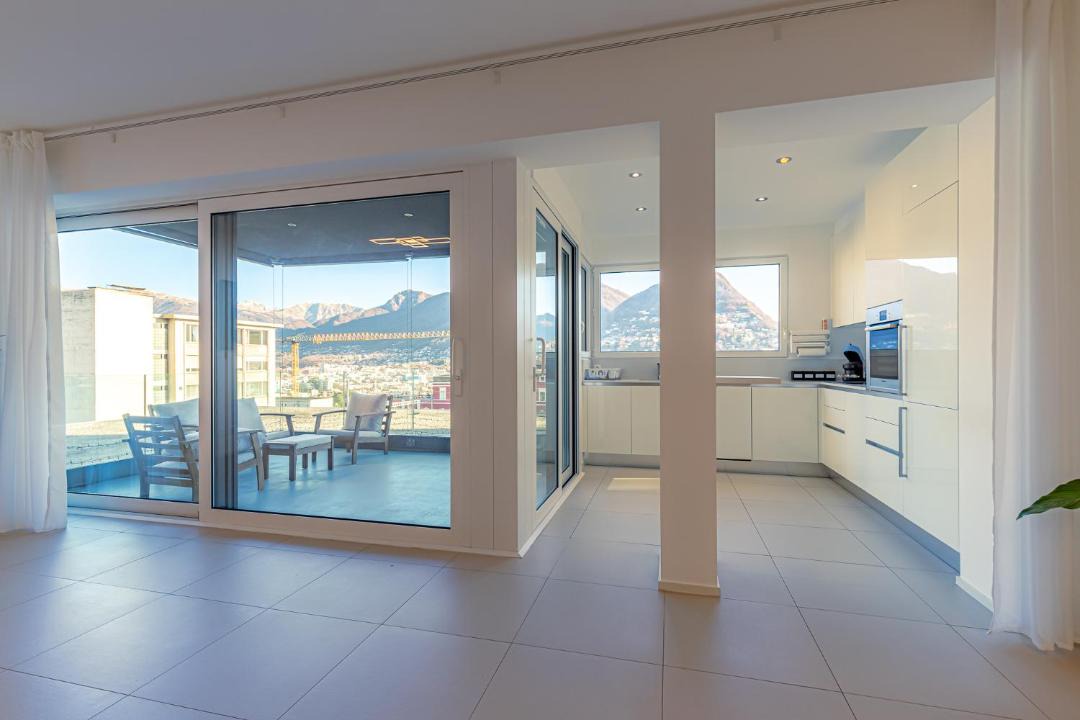 Lugano Apartment | IMPERIAL of LUGANO 3 with a lake view behind the station and 10 min from the lake of Lugano
