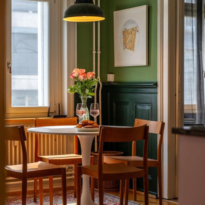 Basel Apartment | Little Gallery - Central - Baselcard - 10 min to SBB