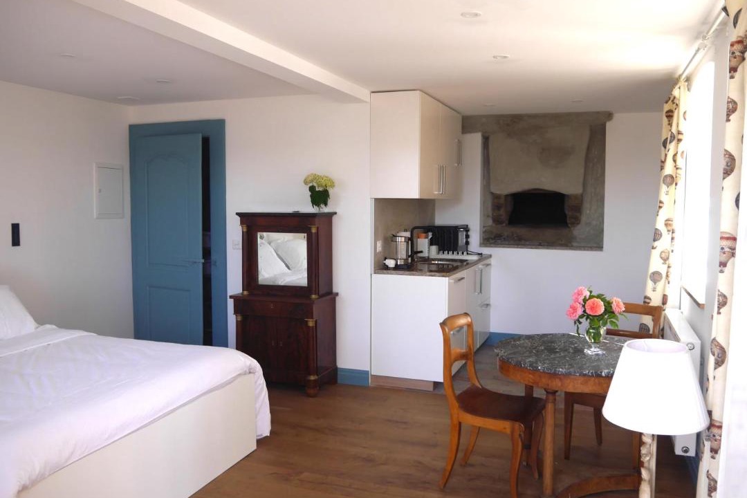 Marnand Apartment | Château Marnand - Studio Montgolfières