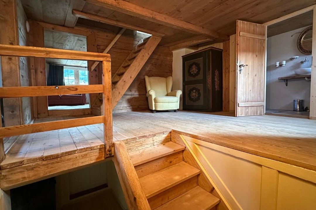 Brunnadern House | Historic Swiss Room mit Badeplatz im Fluss