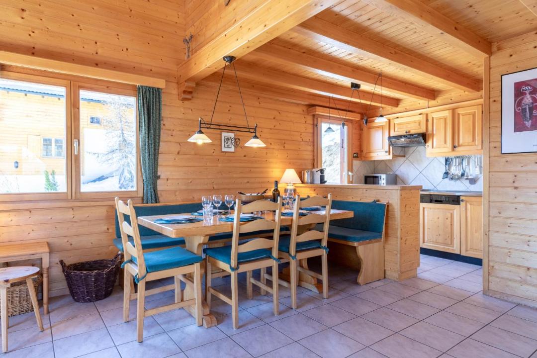 Vex Ski Chalet | Esperanza SKI IN & SKI OUT chalet 8 pers
