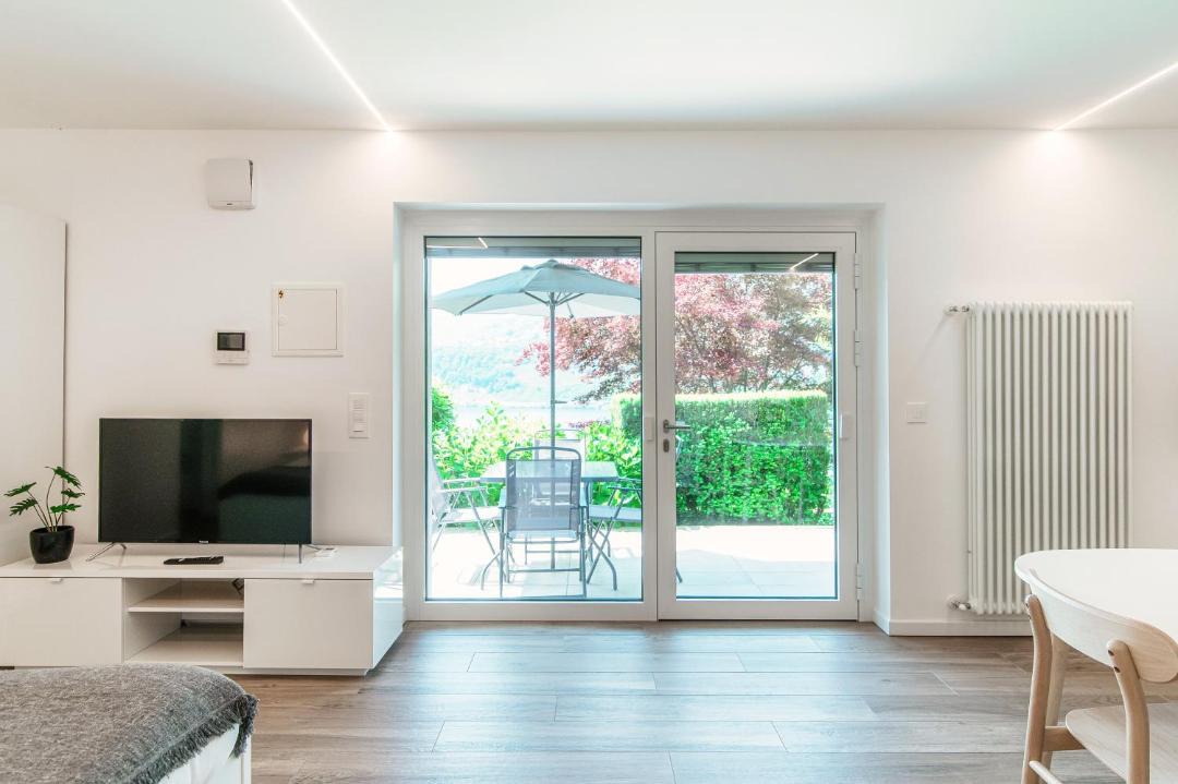 Montagnola Apartment | La Palma 3 by Quokka 360 - Lake View Studio with Private Terrace