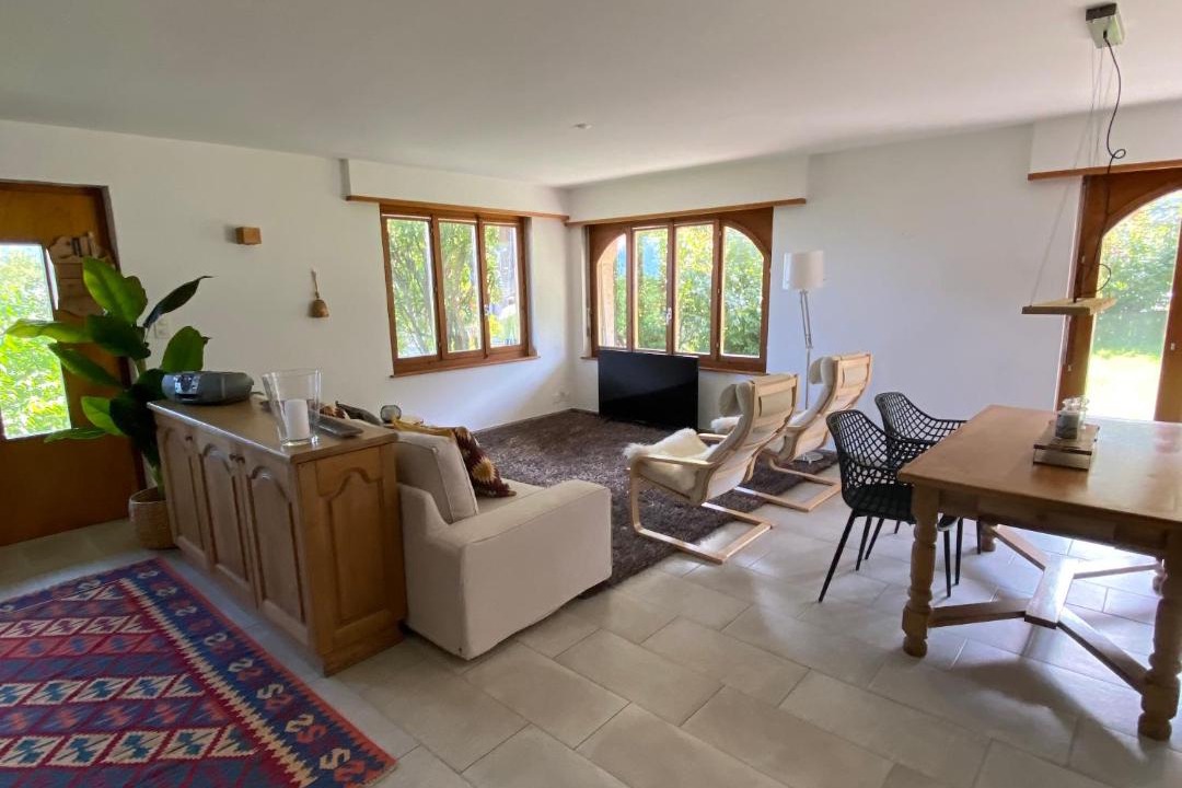 Saint-Pierre-de-Clages Apartment | Chalet la Tulipe, mountain view, Terrace, BBQ
