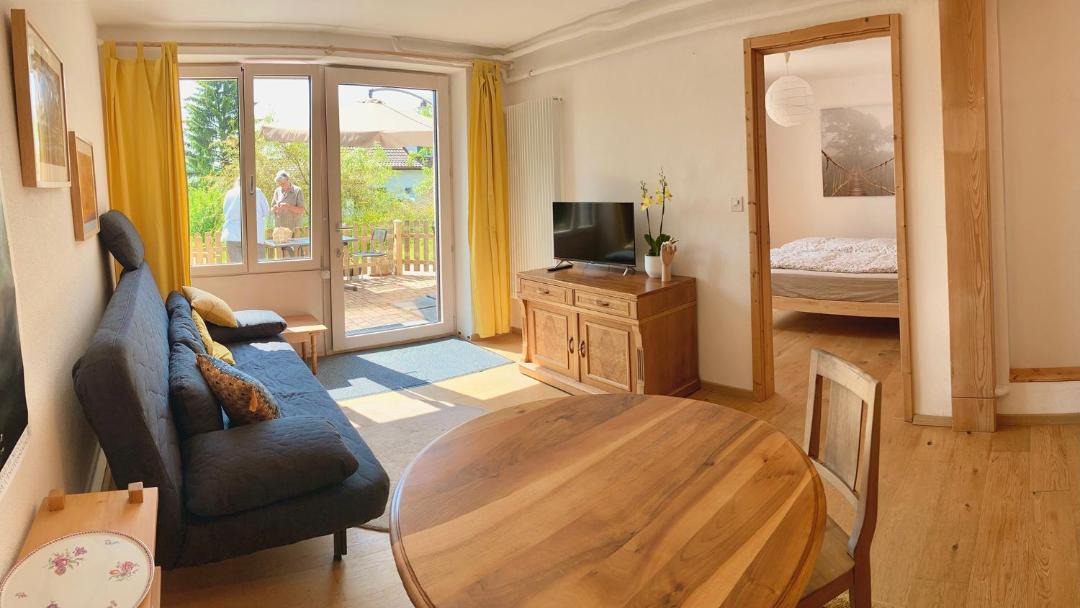 Fontainemelon Apartment | HostHelp - Le Gîte du Midi