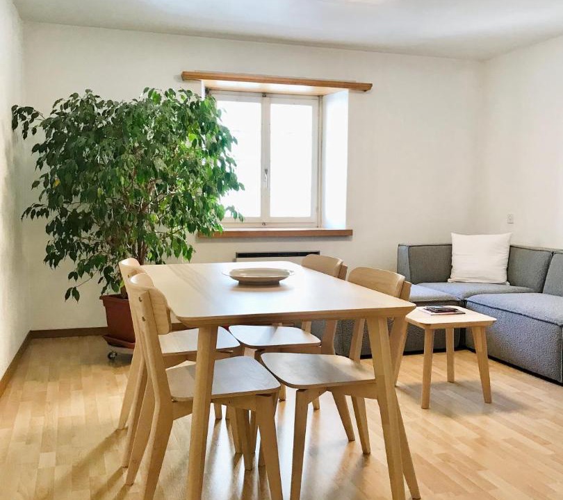 Poschiavo Apartment | RETRO PIAZZA - Steps from piazza and station